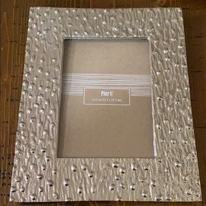 Pier 1 silver picture frame brand new